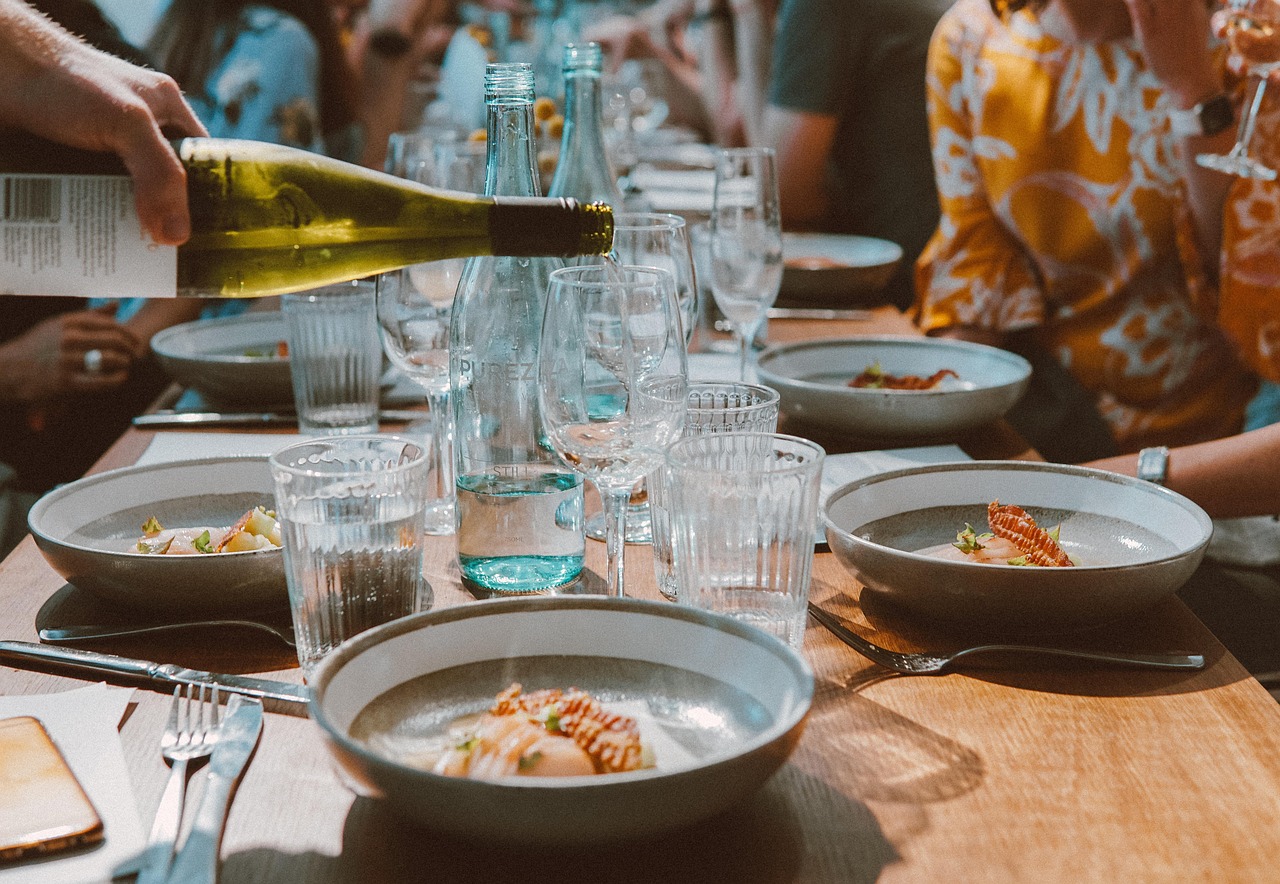 The Real Cost of Keeping Up With Friends Who Make More Than You